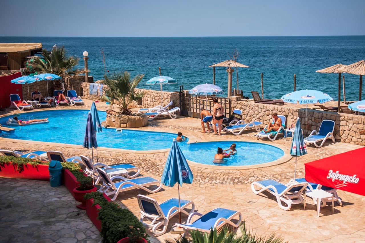 David Lux Beach Rooms 多布拉沃达 外观 照片